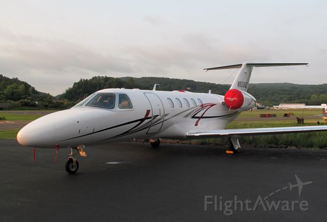 Cessna Citation CJ4 (N525CZ) - Cessnas brand new CJ4 on the RELIANT AIR ramp. RELIANT AIR operates three CJ2s. RELIANT AIR has the lowest fuel price onthe Danbury airport.