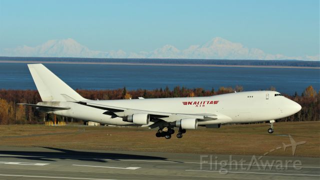 Boeing 747-400 (N712CK)
