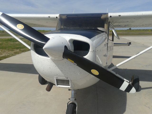 Cessna Skyhawk (EC-KNQ)