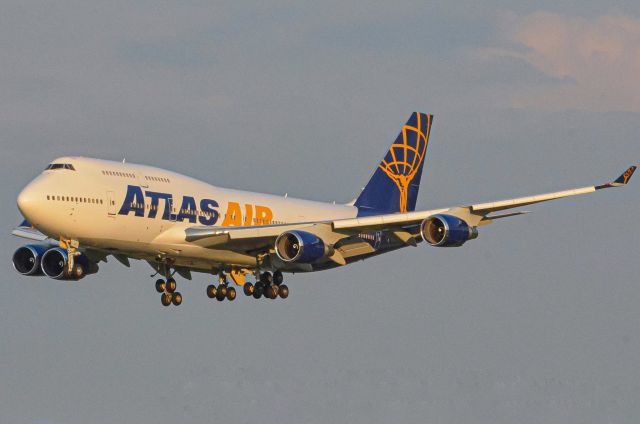 N322SG — - A rare appearance of a Atlas 747 at BWI