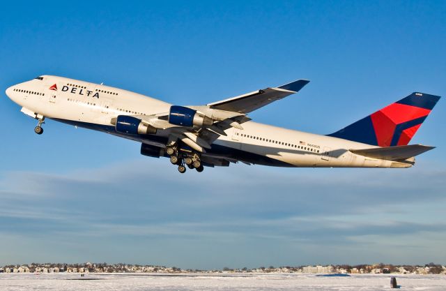 Boeing 747-400 (N668US) - Fly Deltas big jets !