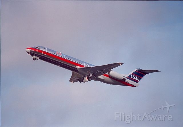 Fokker 100 (PH-EZM) - US Air F100 met test registratie archief