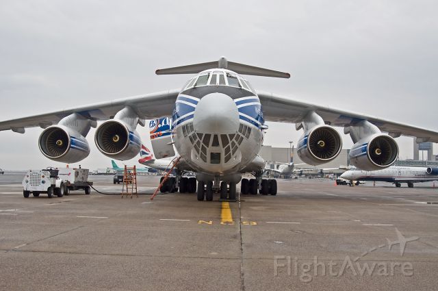 Ilyushin Il-76 (RA-76952) - Heavy