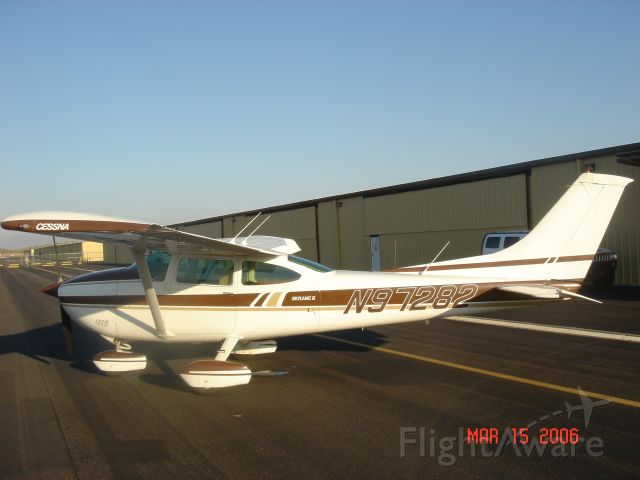 Cessna Skylane (N97282)