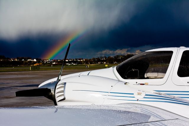 Diamond Twin Star (OE-FWR) - Rainbow at augsburg airport.