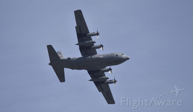 Lockheed C-130 Hercules (92-3024) - Banking hard onto final to Point Mugu