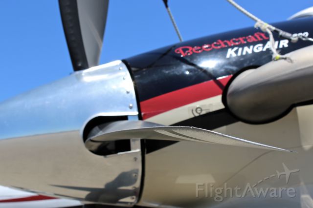 Beechcraft King Air 90 (N8096U)