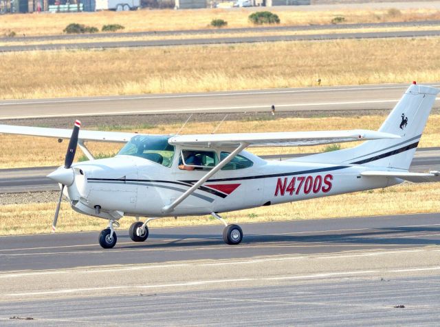 N4700S — - Cessna TR182 Turbo Skylane at Livermore Municipal Airport, Livermore CA. August 2020