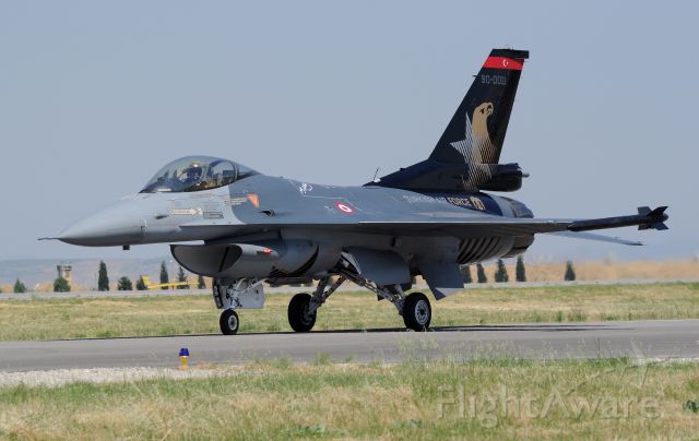 Lockheed F-16 Fighting Falcon (90-0011) - SOLOTURK DEMO TEAM second aircraft, Cpt. Erhan GÜNAR, Cigli Air Base / Izmir, LTBL-IGL
