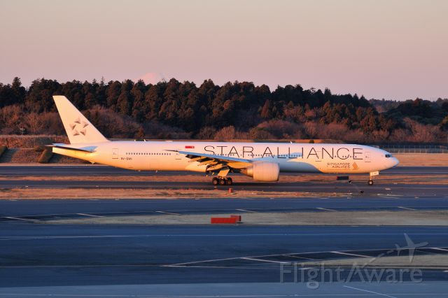 BOEING 777-300 (9V-SWI) - 2015/1/11