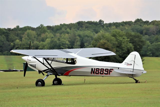 Piper Cherokee (N889F) - Piper X Cub