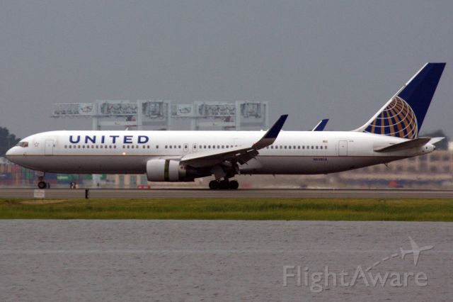 BOEING 767-300 (N658UA) - One of several diversions from EWR on 7/17/21 due to Thunderstorms. Reportedly a lightning bolt struck a runway at EWR causing many flights to divert.