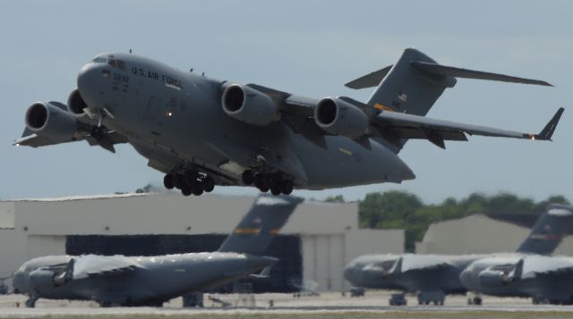 Boeing Globemaster III — - this C-17 was doing touch and go's on a sunny day in Charleston, SC.