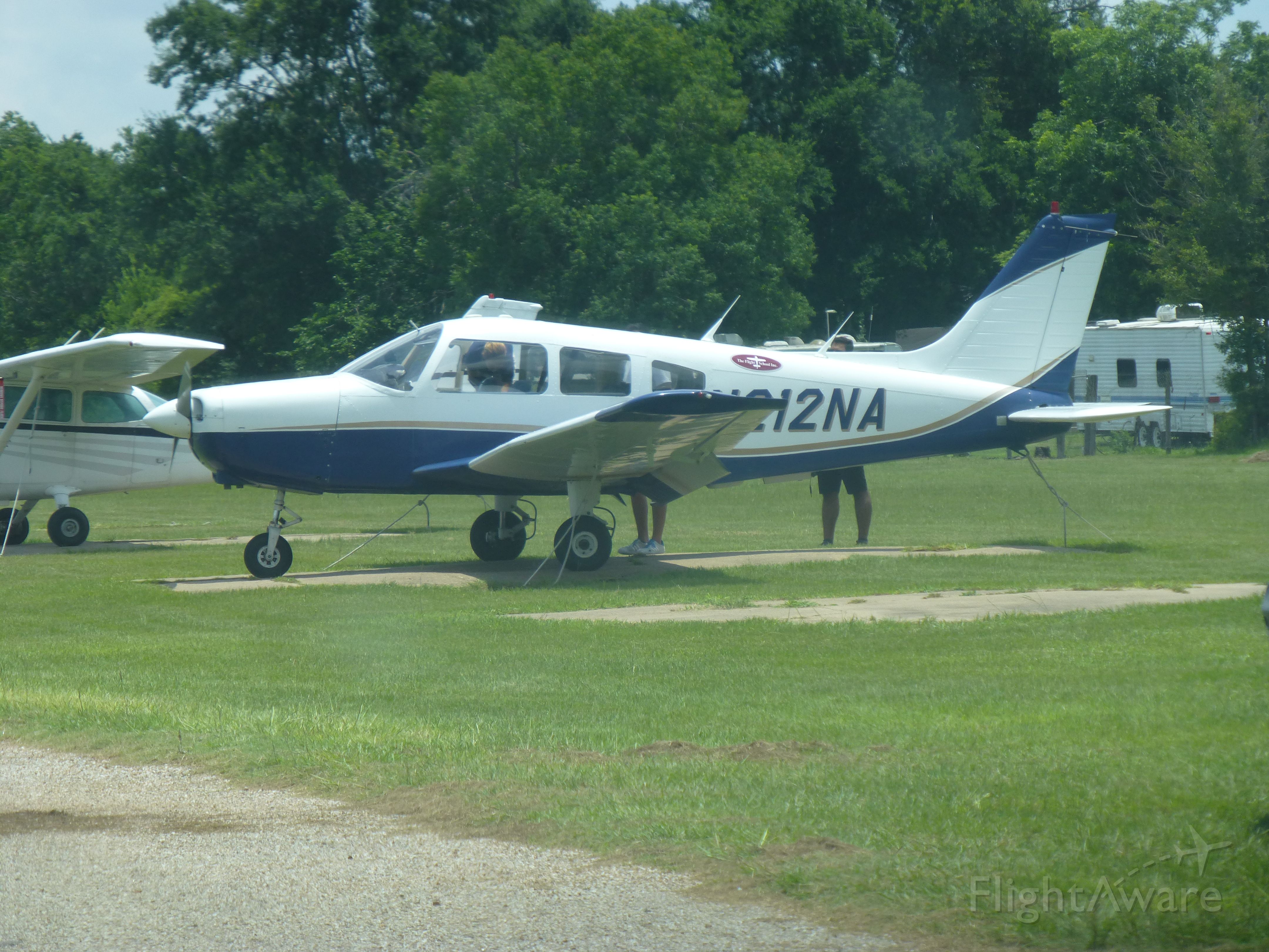 Piper Cherokee (N212NA)