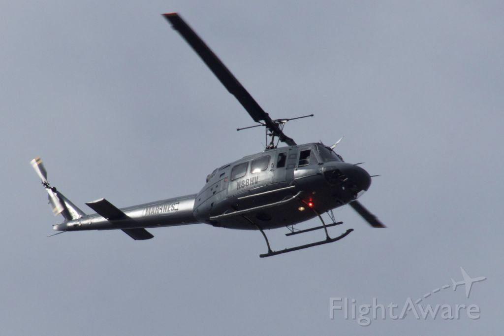 Bell VH-1 (N88HV) - Overflying Thousand Oaks, California