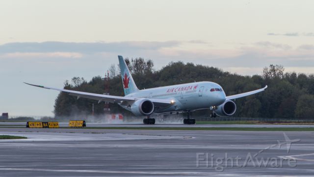 C-GHPQ — - touchdown of the first scheduled 787 flight into YVR for Air Canada