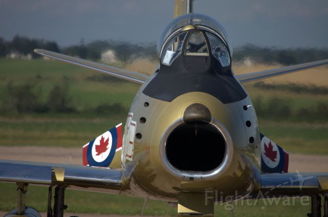— — - RCAF Canadair Sabre Golden Hawks