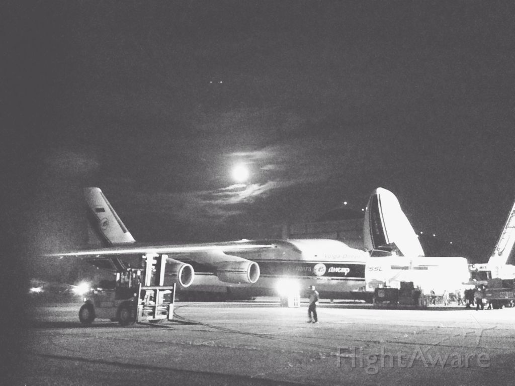 Antonov An-12 (VDA4824) - Long Night on Tarmac 