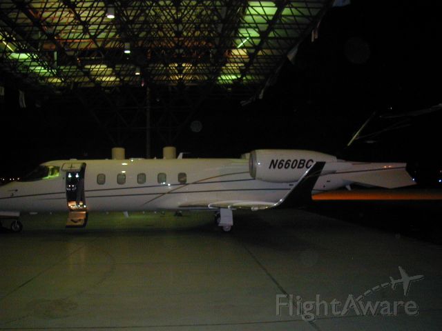 Learjet 60 (N660BC)