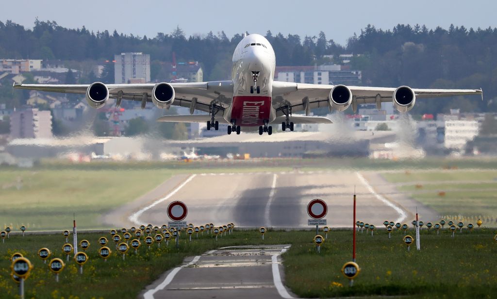 Airbus A380-800 (A6-EDW) - Takeoff from Zuerich / Switzerland