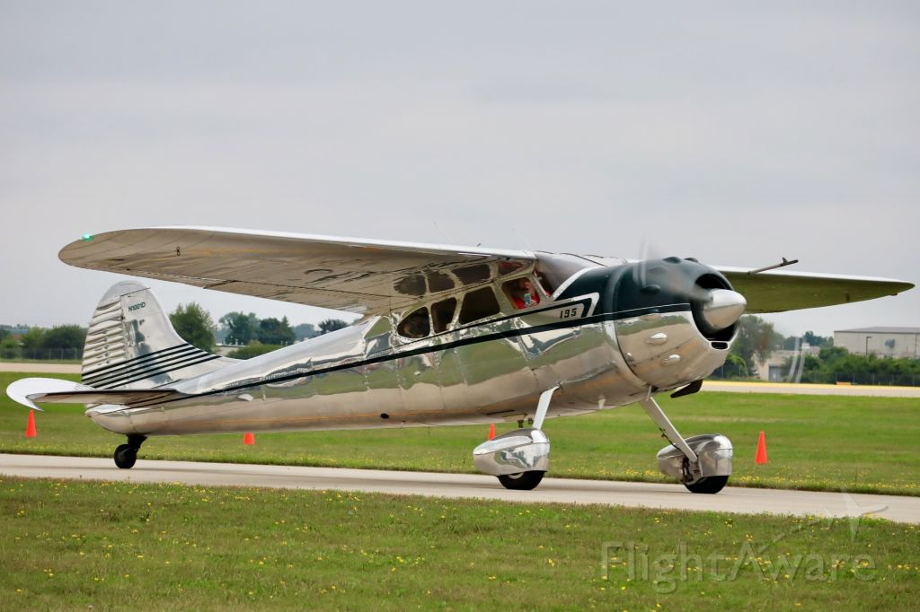 Cessna LC-126 (N1001D)