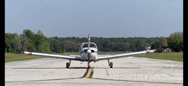 Piper Cherokee (N1340T)