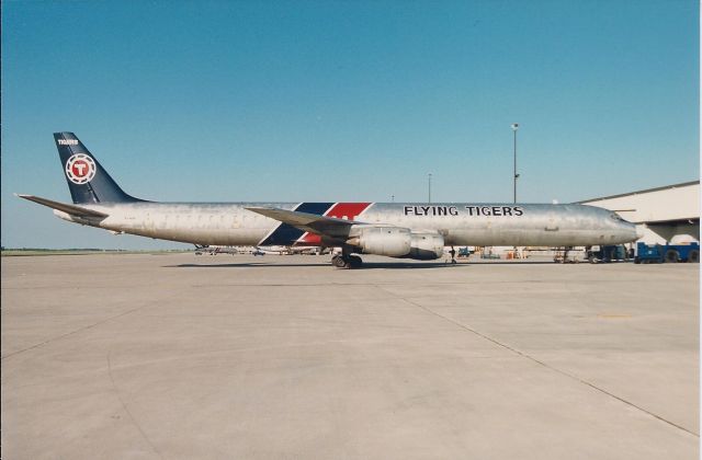McDonnell Douglas DC-8-70 (N706FT)