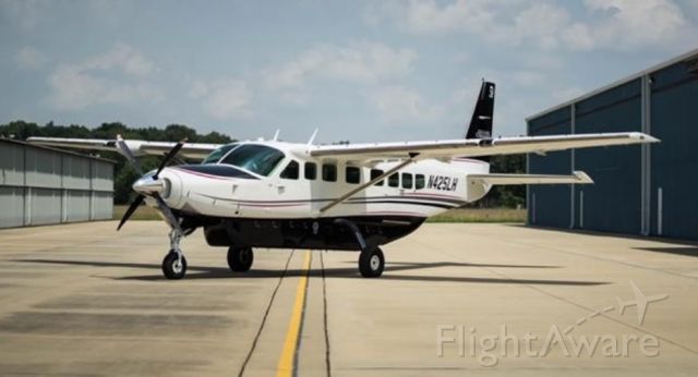 Cessna Caravan (N425LH)
