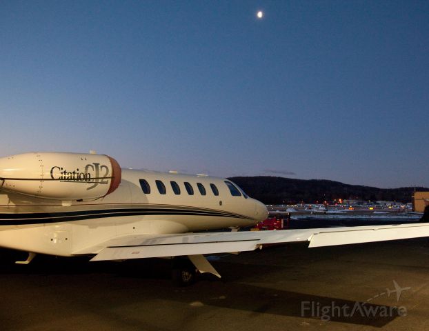 Cessna Citation CJ2+ (N717HA) - Early morning at RELIANT AIR. They have the lowest fuel price on the Danbury (KDXR) airport.