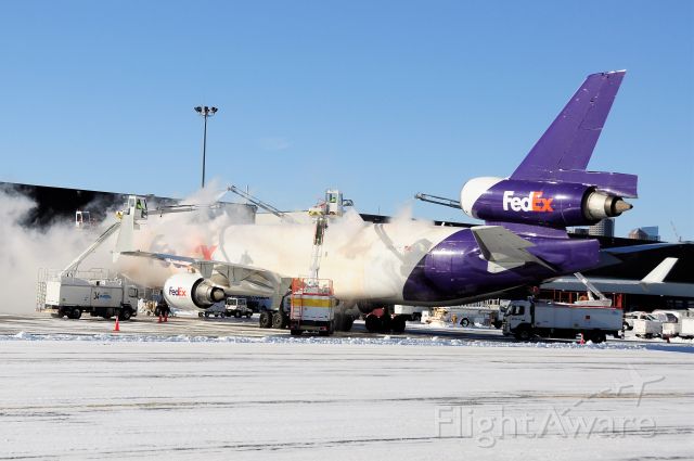 Boeing MD-11 (N603FE) - Spent the day in  Boston during the Saturday Blizzard and getting ready to depart on  Sunday 01/30/22