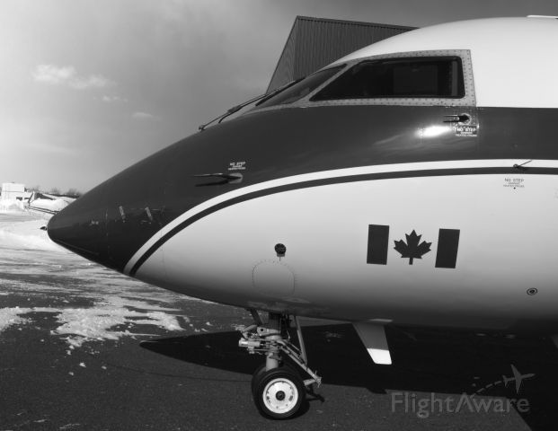 Canadair Regional Jet CRJ-200 (C-GNVC)
