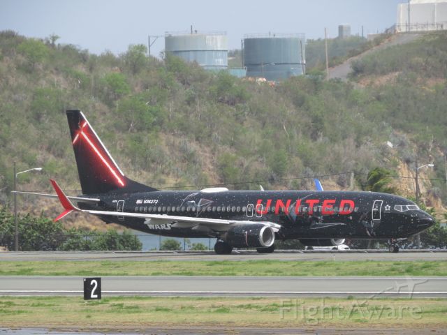 Boeing 737-700 (N36272) - The first visit of the Star Wars 737 in St. Thomas