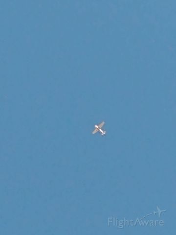 Cessna Skyhawk (N348SP) - I was at my house when it flew over