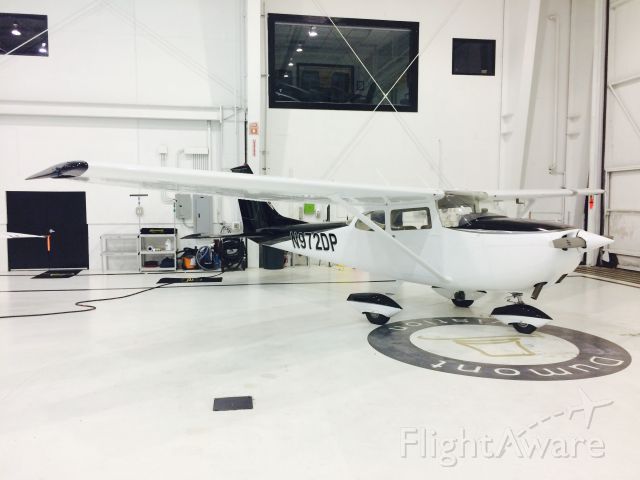 Cessna Skyhawk (N972DP)