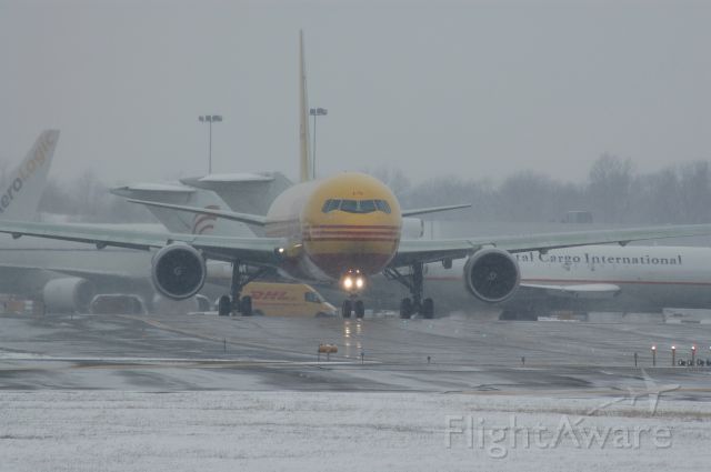 BOEING 767-300 (DHK965) - this 1 was worth the wait in the cold, even got a 10 sec runup before take off, taxiing out to 36Right from the DHL ramp after De Ice on Sat Dec 4th 2010    Truck10FMFD@aol.com for comments
