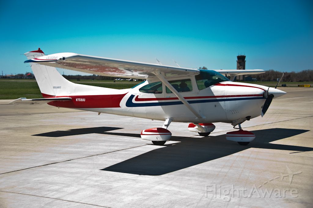 Cessna Skylane (N759UU) - N759UU