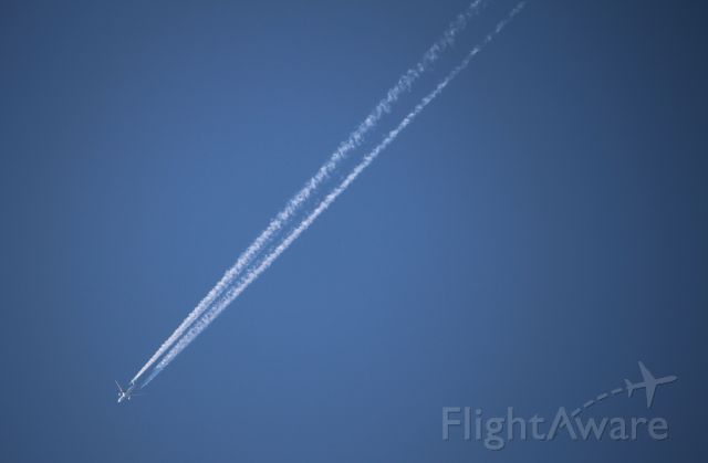 BOEING 777-200LR (HL8077) - Flying over Toronto en route to NYC/JFK