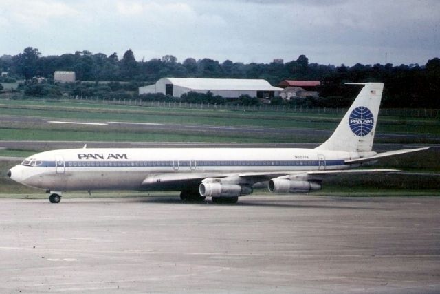 Boeing 707-300 (N887PA) - Seen here in Jun-79.  With Pan Am from Jan-69 to Jun-82 when it became N160GL.  Broken up at KDMA.