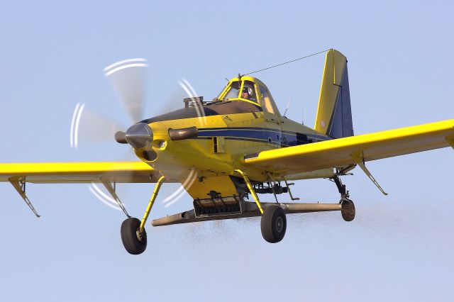 Rockwell Turbo Commander 690 (N650TR) - Air Tractor AT-602