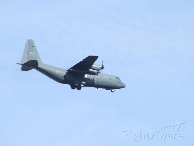 C130306 — - canadian forces Herc coming in for landing