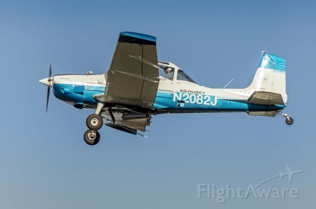 Piper Saratoga (N2082J) - Bug bomber!