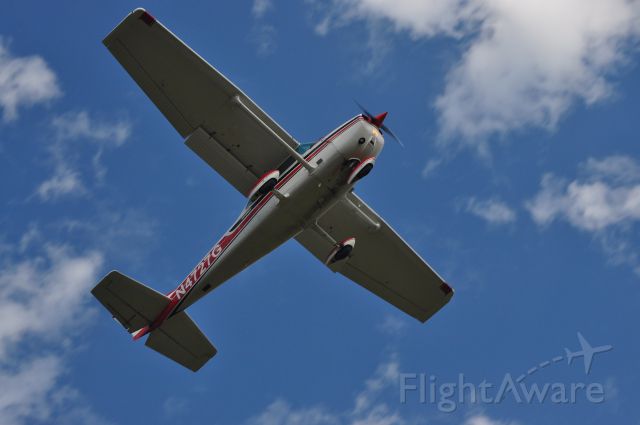 Cessna Skylane (N4727G)