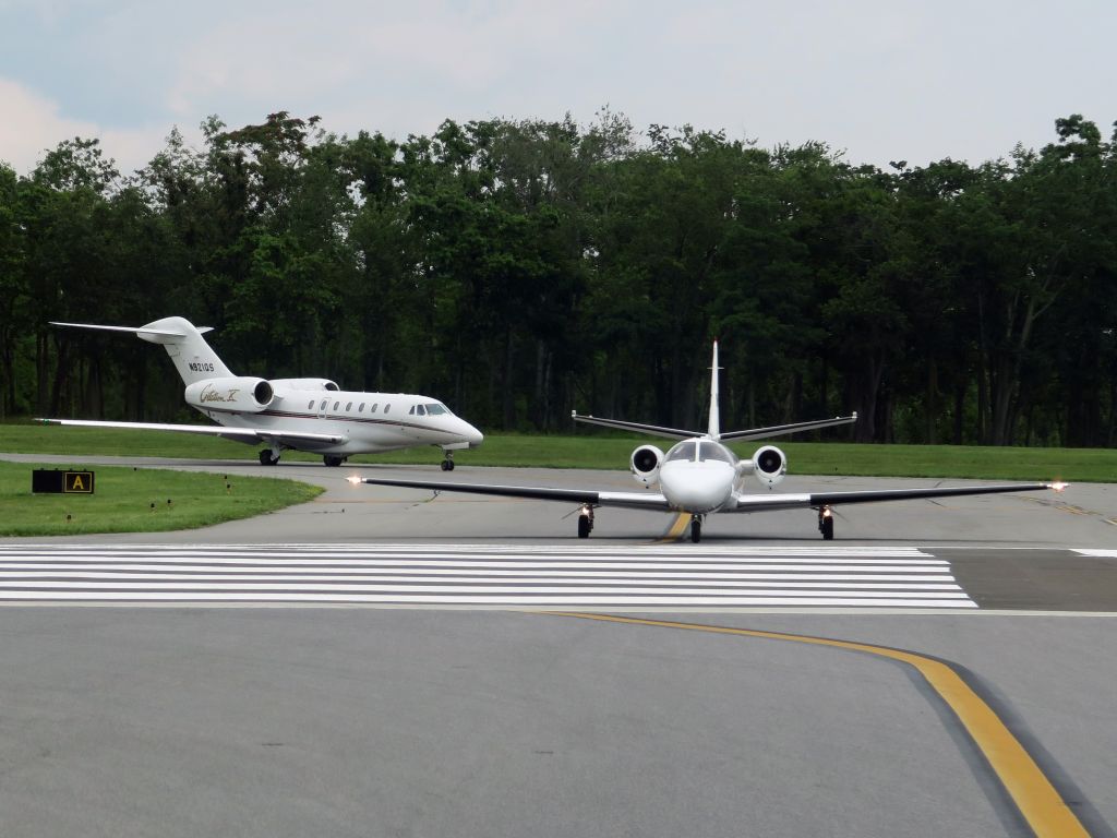Cessna Citation V (N560HD) - A busy day at the Westchester airport. 2 July 2015.