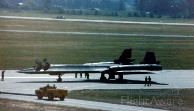 Lockheed Blackbird — - Very Old scans 