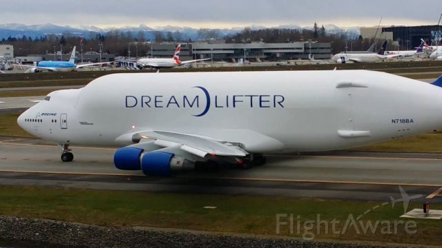 Boeing 747-200 (N718BA)