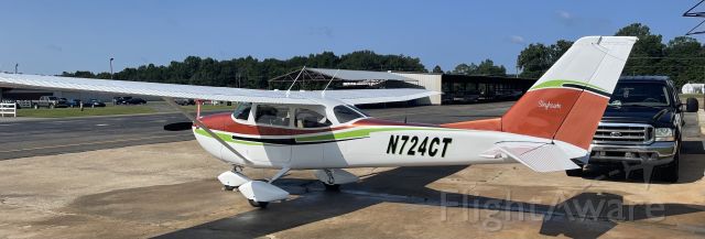 Cessna Skyhawk (N724CT)