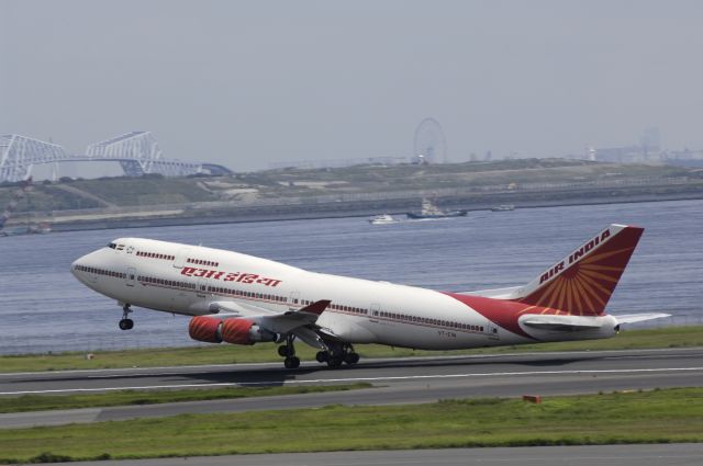 Boeing 747-400 (VT-EVA) - Taking off at Tokyo-Haneda Intl Airport Rny34R on 2014/09/03