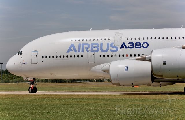 Airbus A380-800 (F-WWOW) - Airbus Industries A380 demonstrator F-WWOW. br /mp©ð¸ð¸