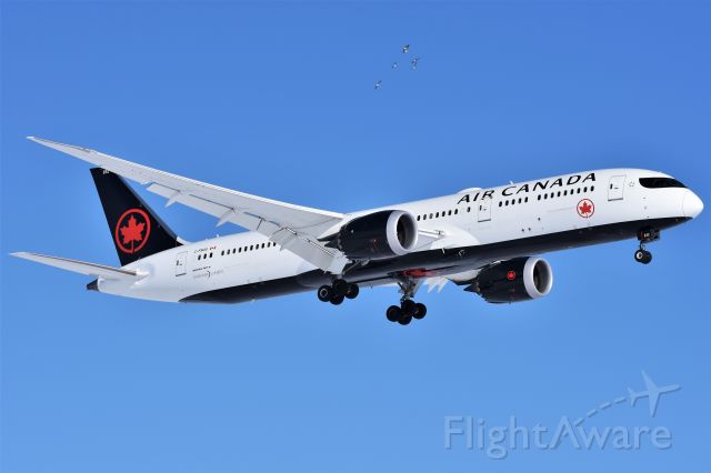 Boeing 787-9 Dreamliner (C-FNOG) - Air Canada Boeing 787-9 Dreamliner arriving at YYC on Feb 24.