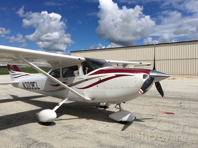 Cessna Skylane (N308CL)